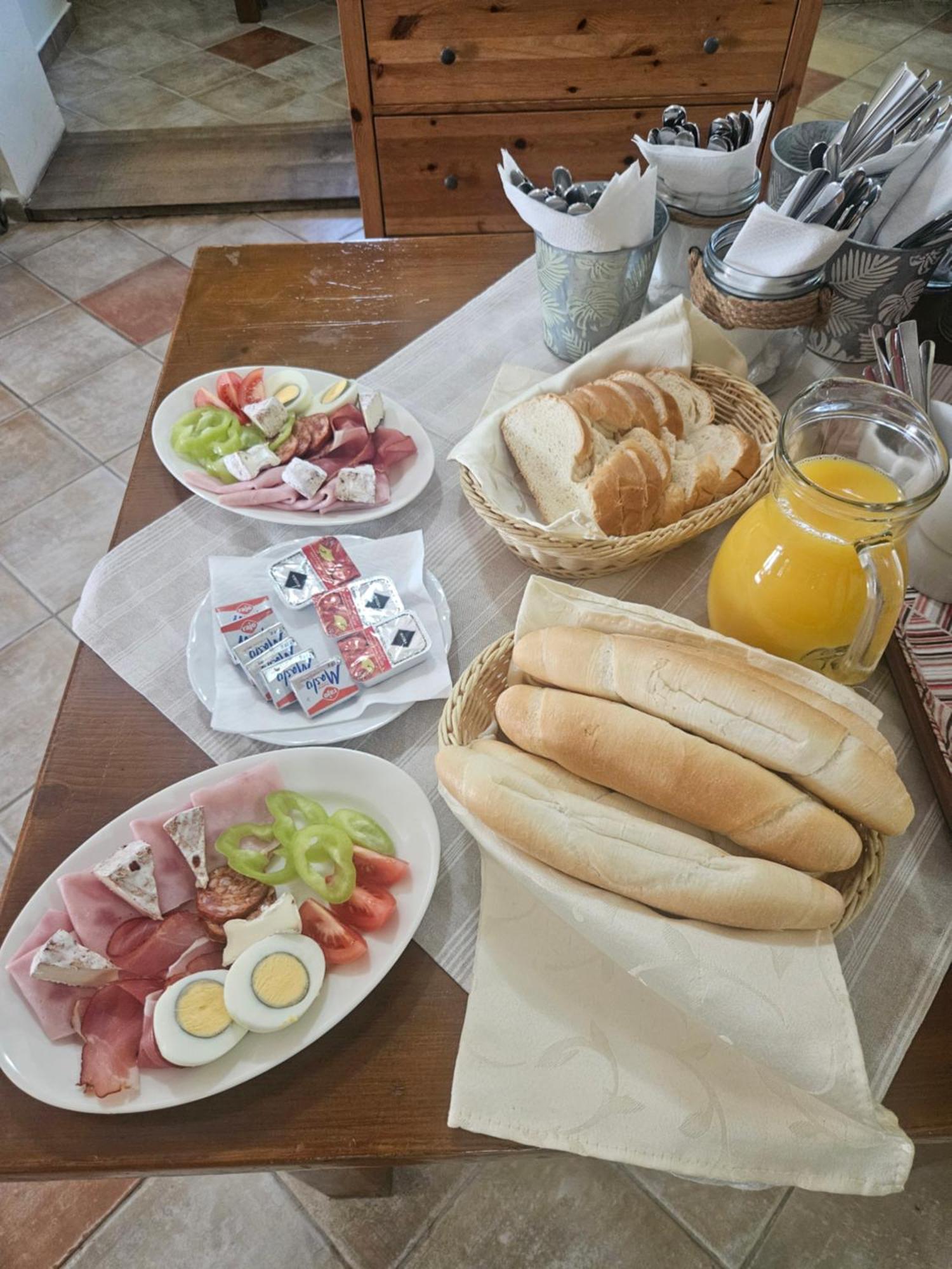 St. Florian Restaurant & Pension Vrakun Екстер'єр фото