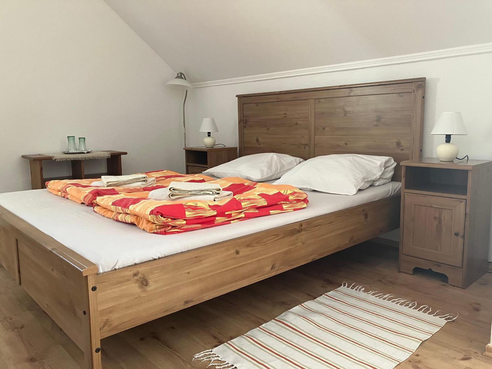 St. Florian Restaurant & Pension Vrakun Екстер'єр фото