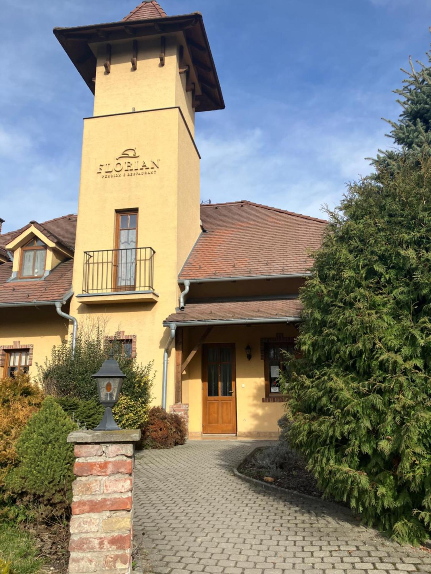 St. Florian Restaurant & Pension Vrakun Екстер'єр фото