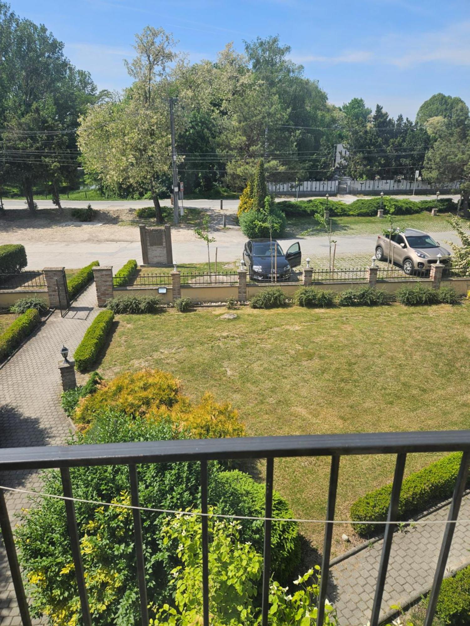 St. Florian Restaurant & Pension Vrakun Екстер'єр фото